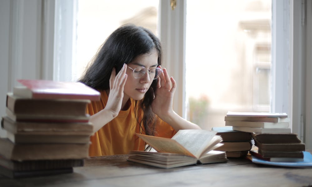 Tips for Becoming a Better English Student - The Edvocate