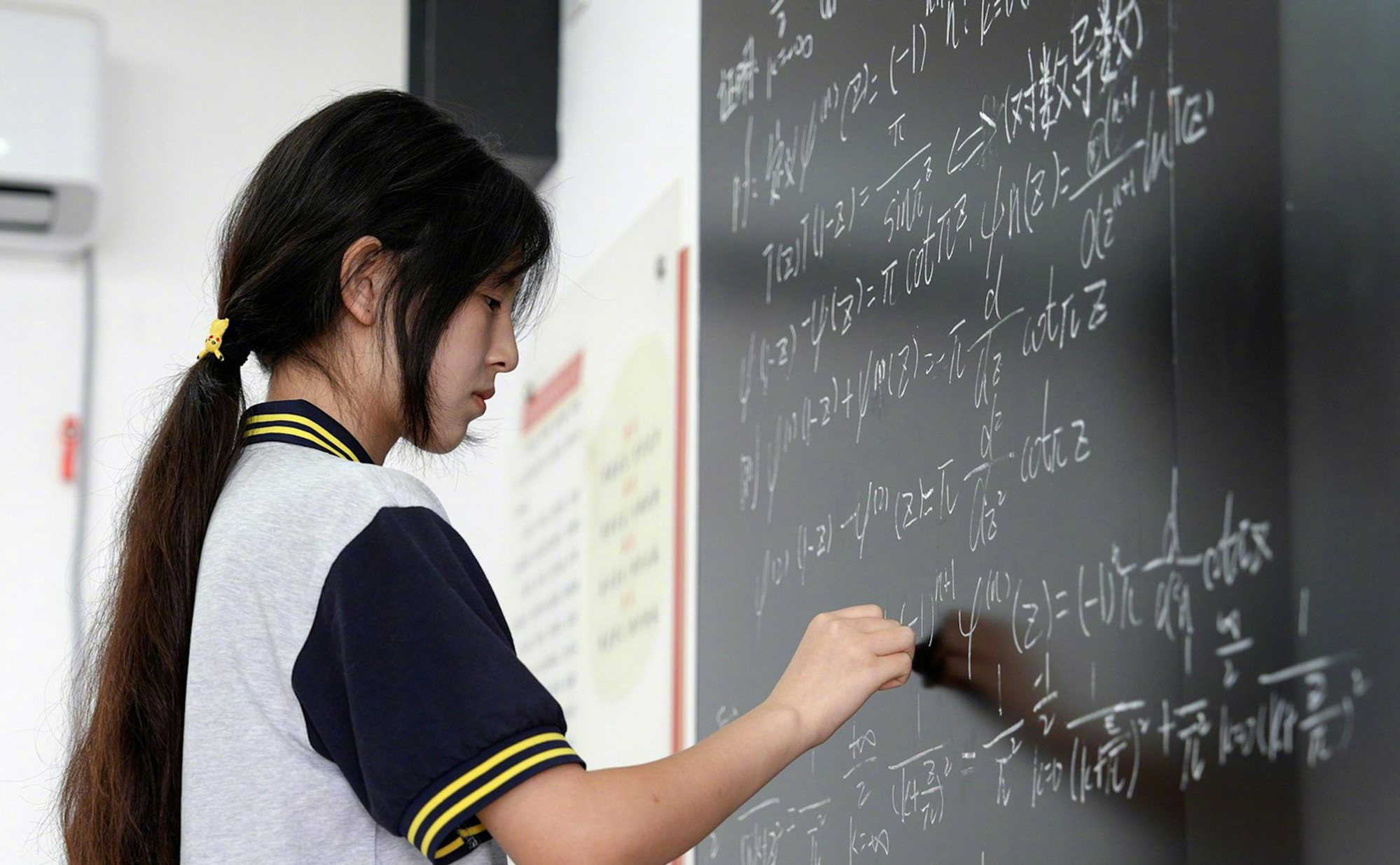Teen Chinese ‘maths genius’ falls from grace after rival contestants ...